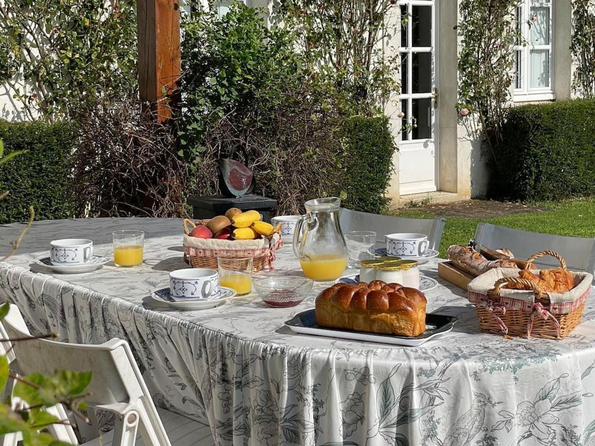 **Suite Familiale Spacieuse Au Coeur De La Foret De Montargis** - Fr-1-590-335 Paucourt Zewnętrze zdjęcie